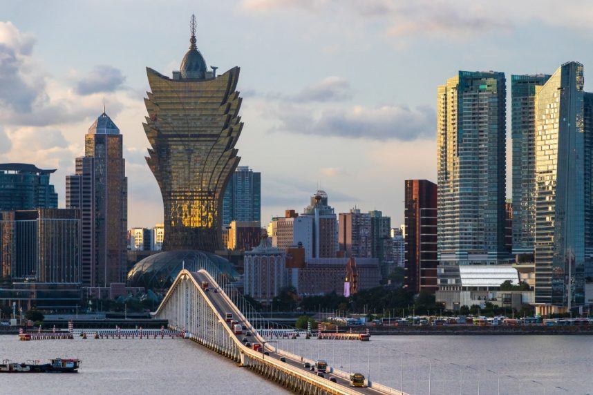 Macau casino revenue China